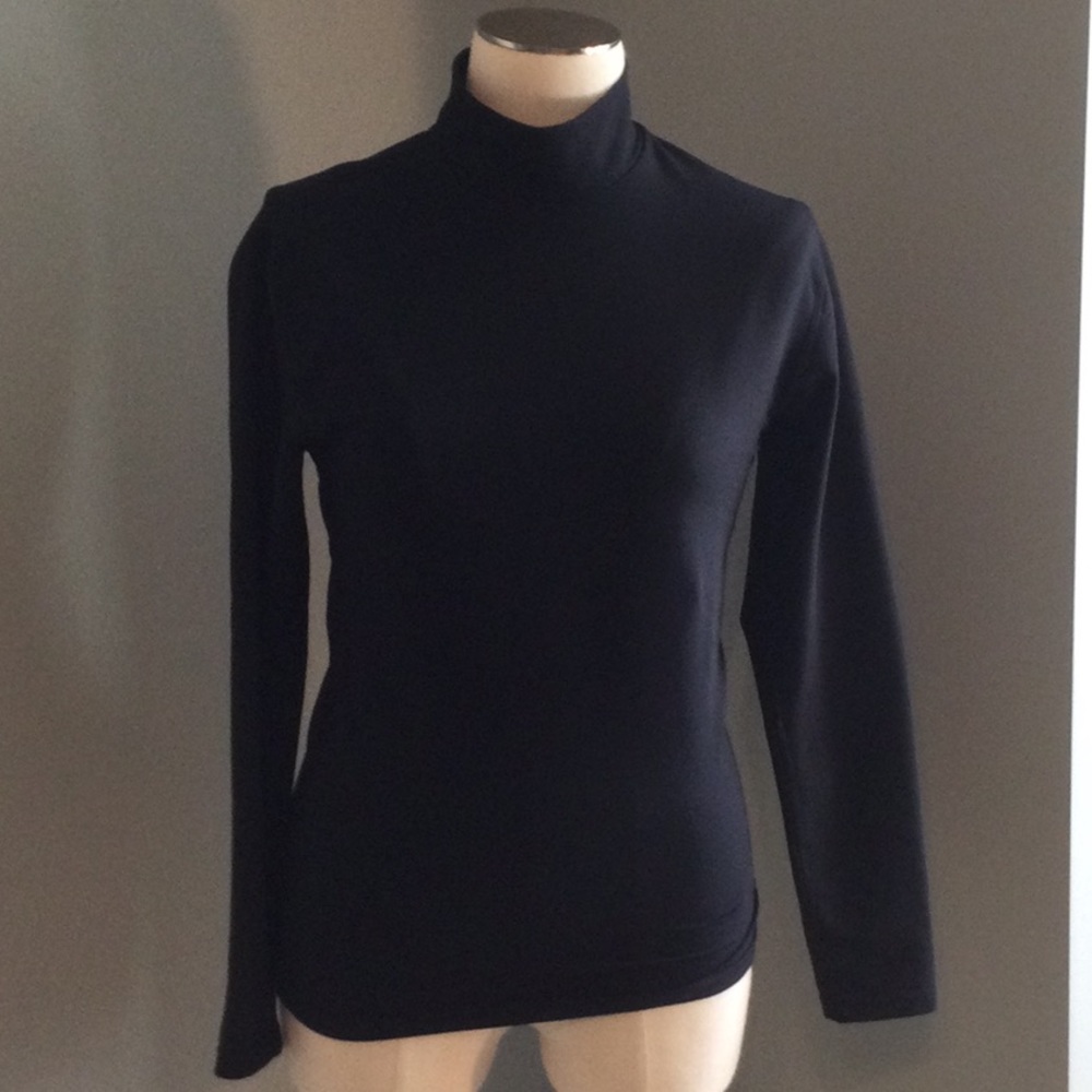 Fitness Gear turtleneck. Size Medium